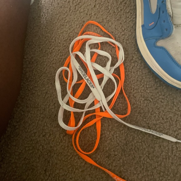 Jordan 1 UNC Off white - Picture 8 of 8